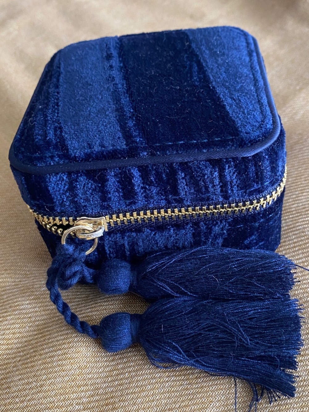 Sezane Blue Velvet Zip Jewelry Case NWOT